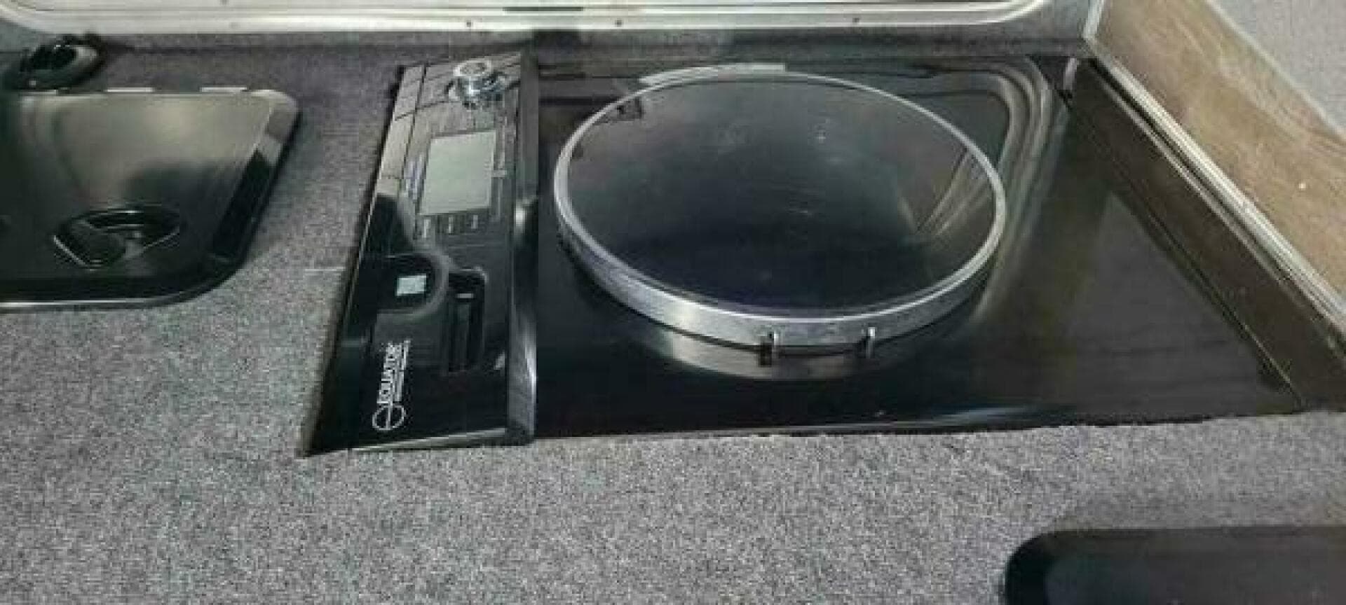 2022 Custom Freestyle 32 — photo 18