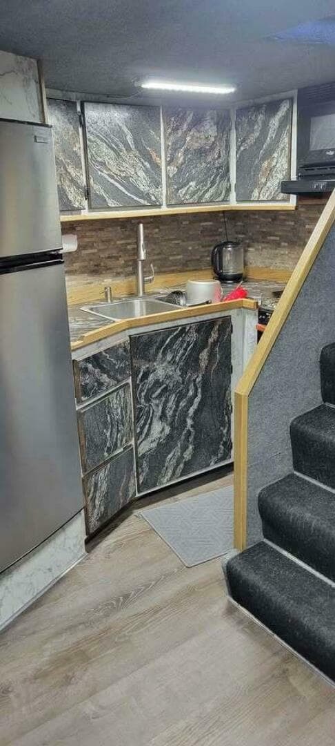 2022 Custom Freestyle 32 — photo 13