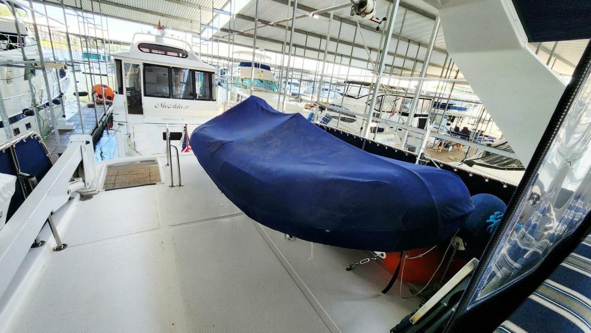 2000 Ocean Alexander 511 Classico — photo 66