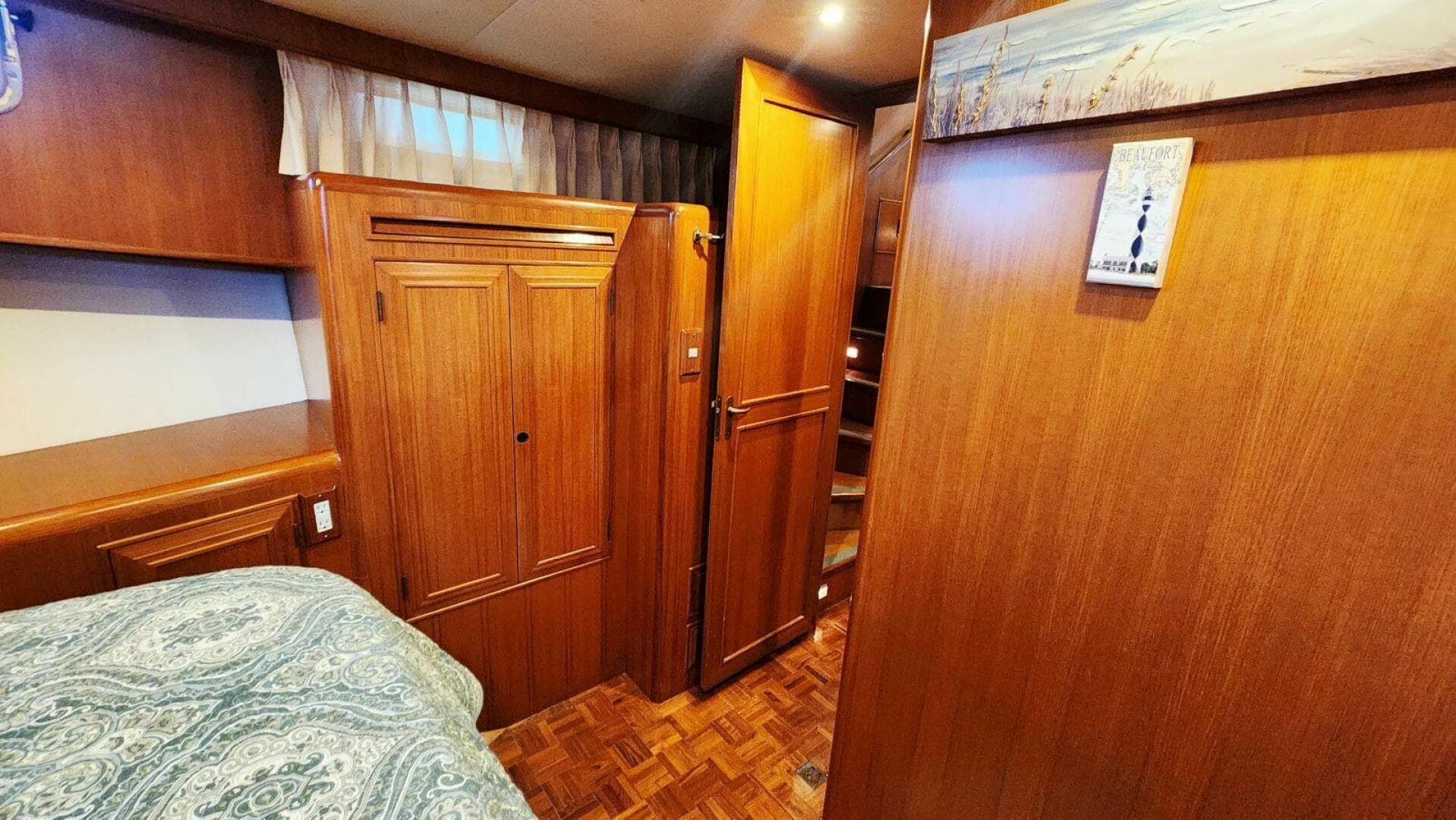 2000 Ocean Alexander 511 Classico — photo 42