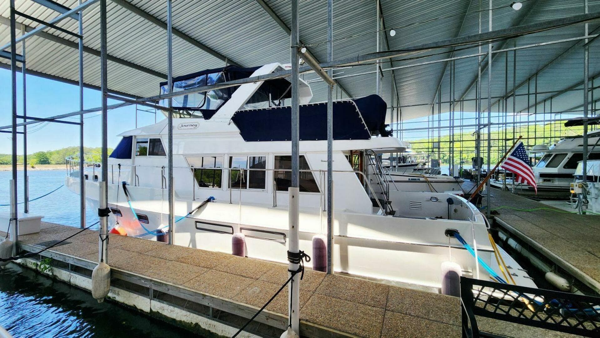 2000 Ocean Alexander 511 Classico — photo 4