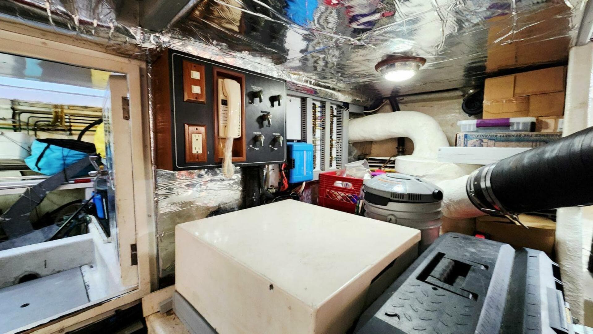 2000 Ocean Alexander 511 Classico — photo 87