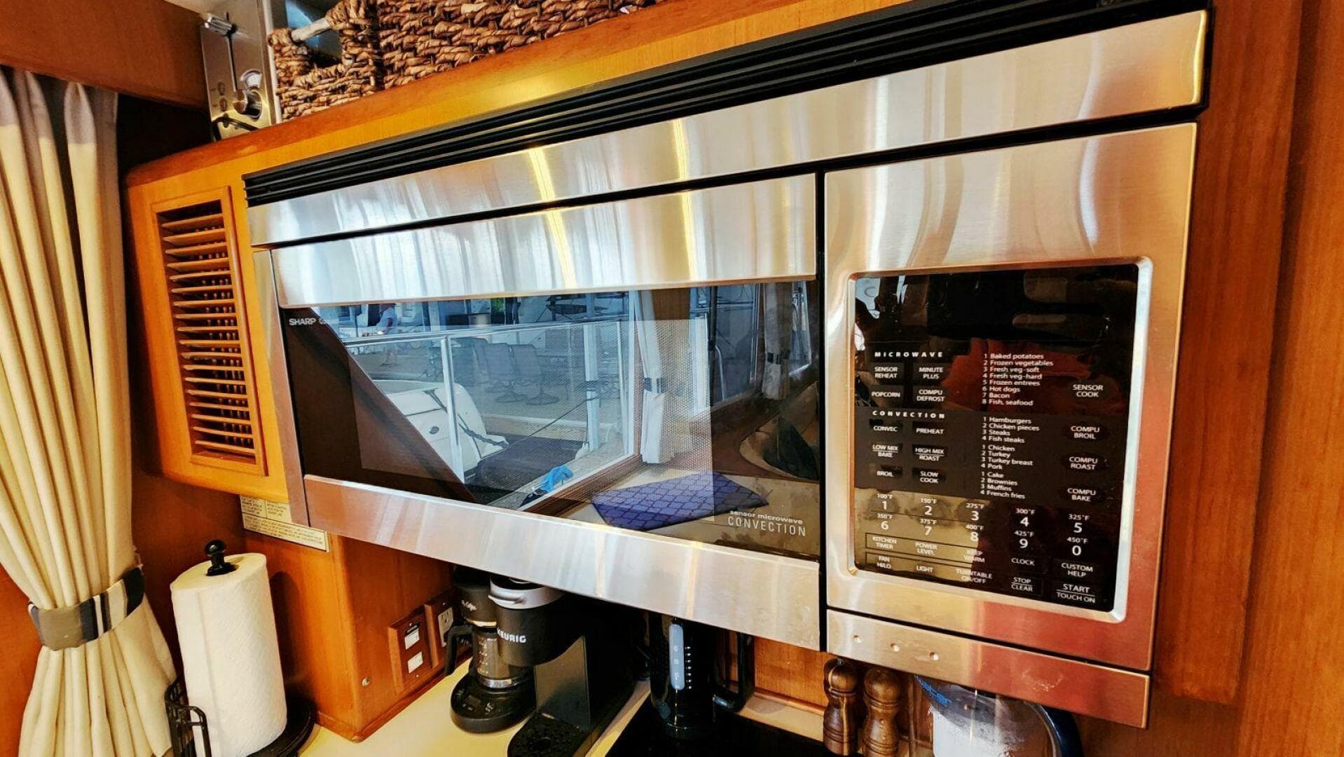 2000 Ocean Alexander 511 Classico — photo 17