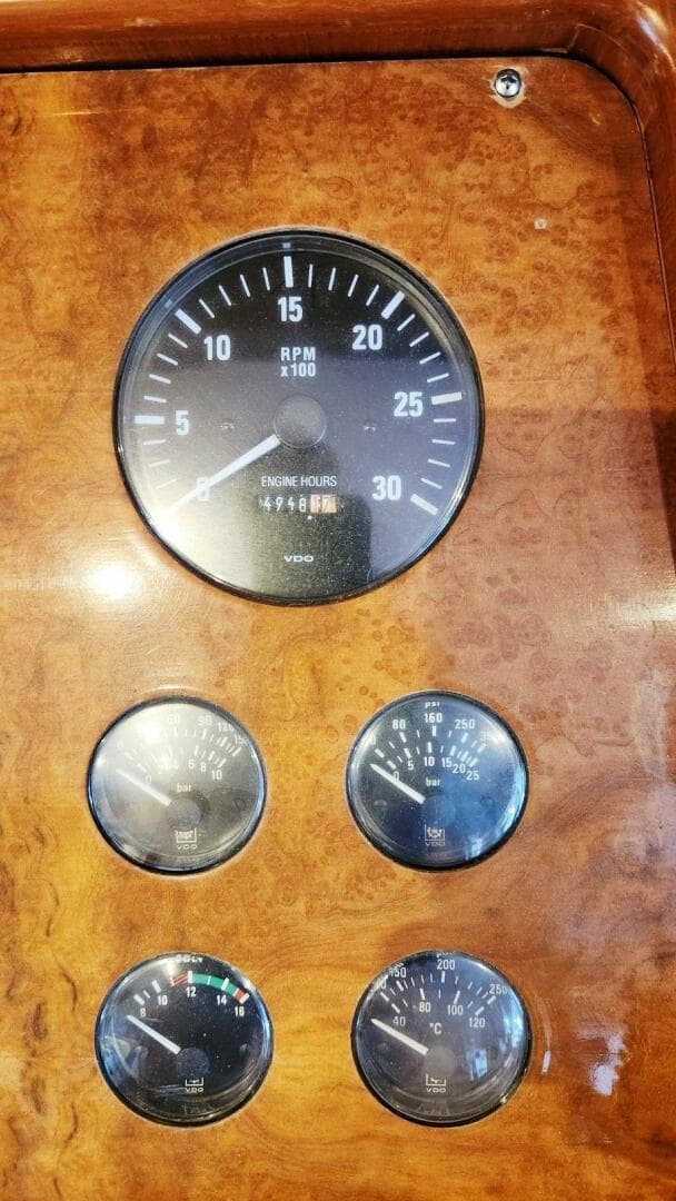 2000 Ocean Alexander 511 Classico — photo 31