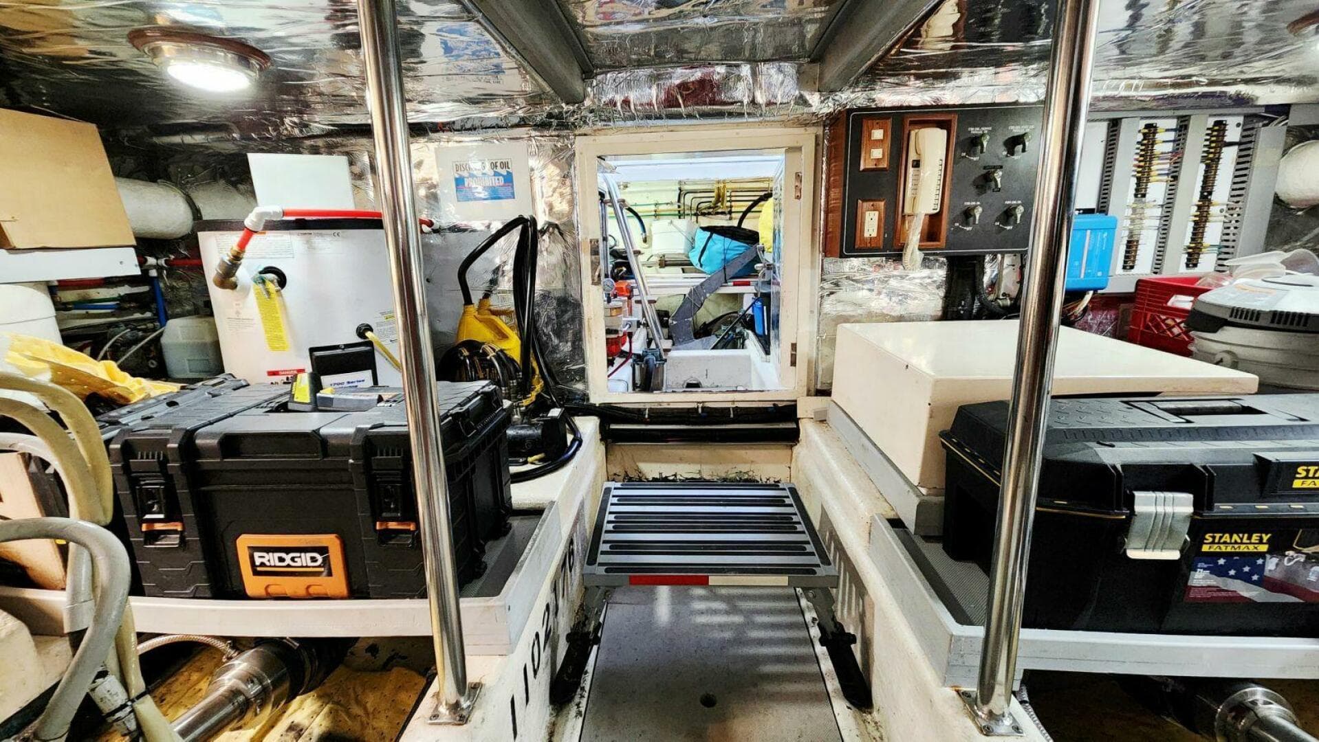 2000 Ocean Alexander 511 Classico — photo 86