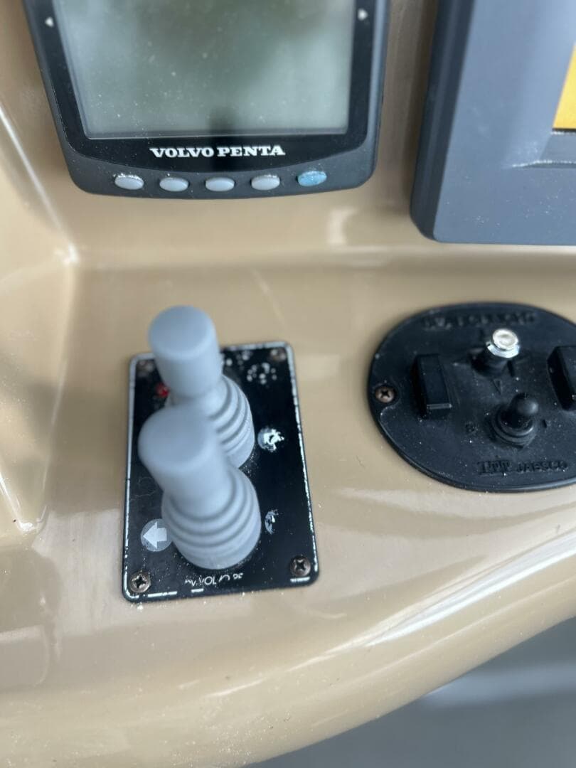 2003 Carver 466 — photo 34