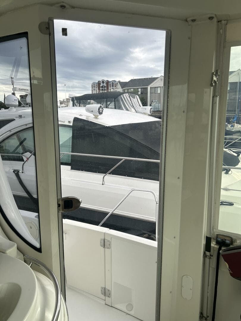 2003 Carver 466 — photo 9