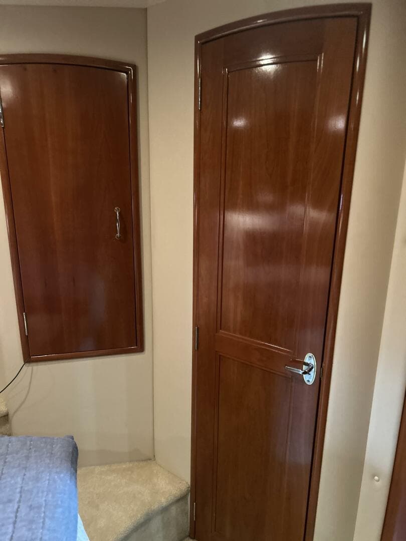 2003 Carver 466 — photo 61