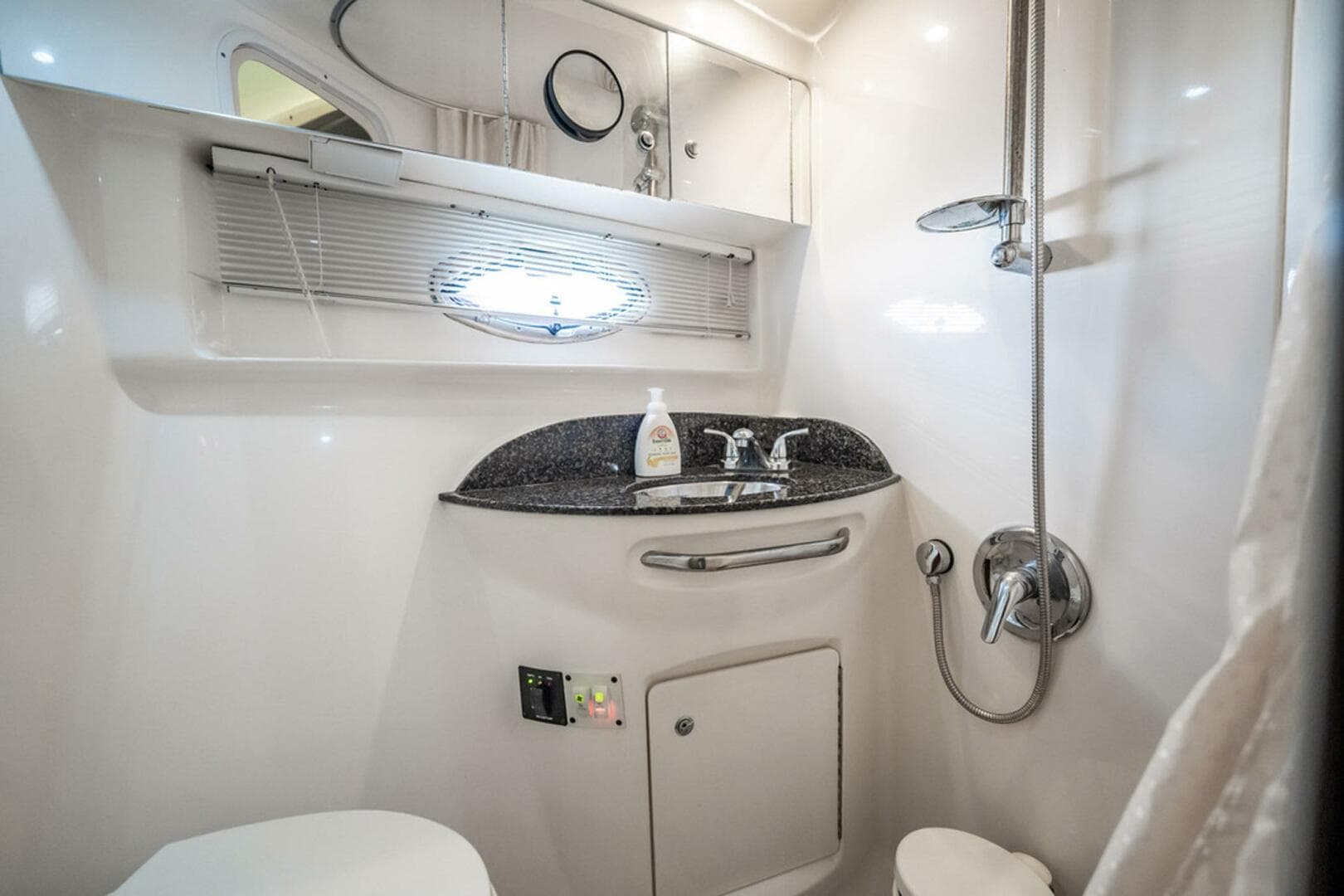 2008 Chaparral 350 Signature Extended Plane — photo 22