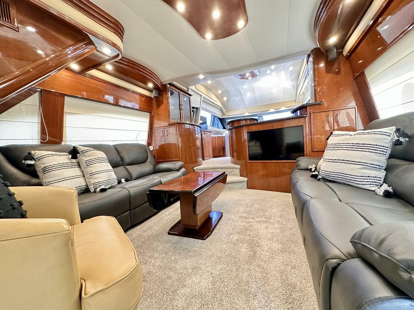 2006 Marquis 59 — photo 9