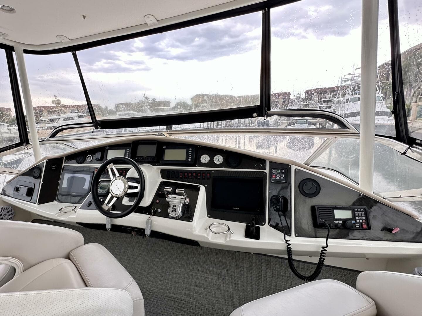 2006 Marquis 59 — photo 24