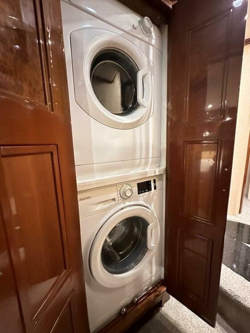 2006 Marquis 59 — photo 19