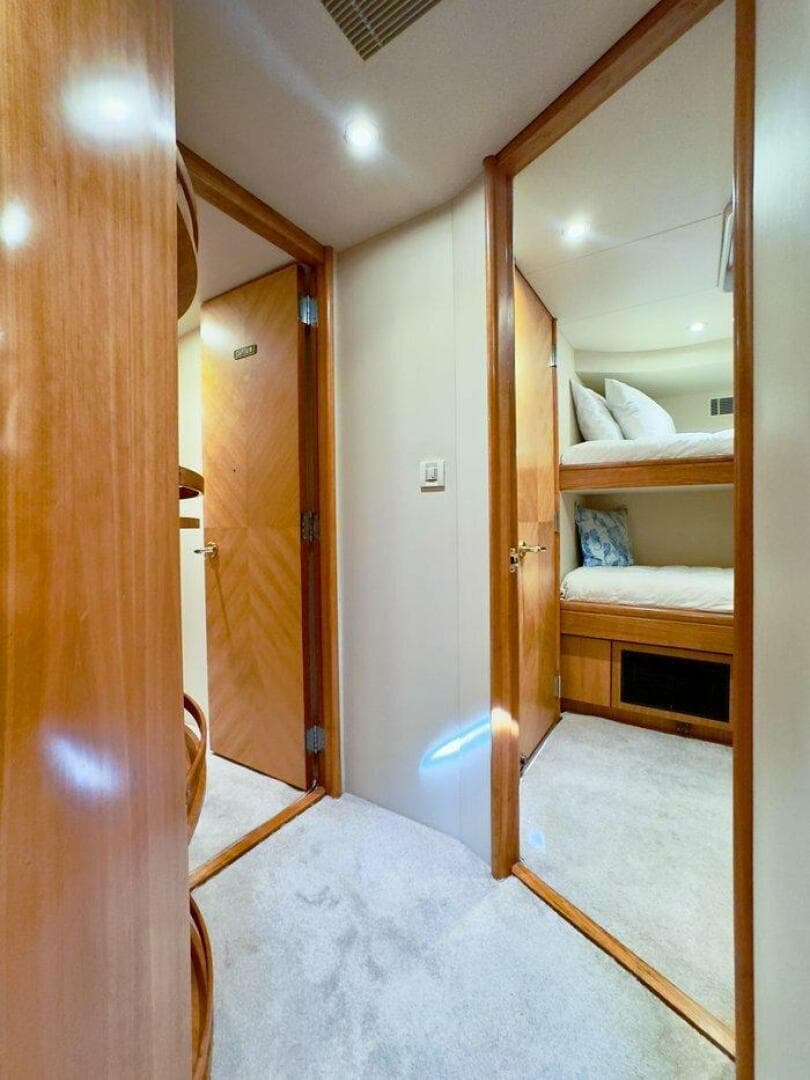 2004 Cheoy Lee 81 Sport Yacht — photo 36