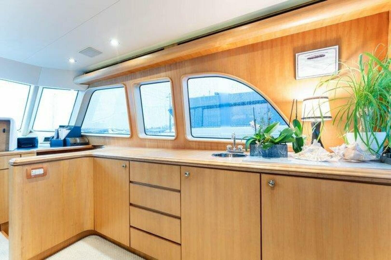 2004 Cheoy Lee 81 Sport Yacht — photo 15