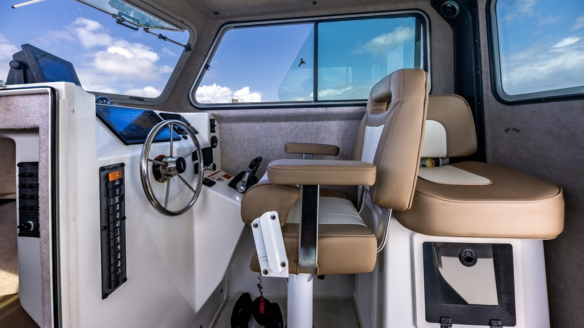 2018 Parker 2820 Xld — photo 19