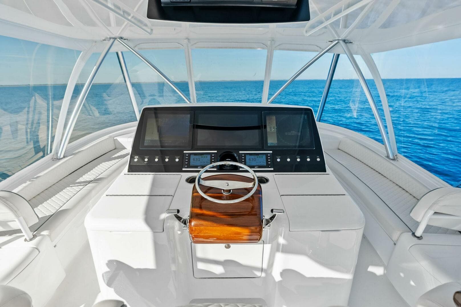 2023 Viking 64 Convertible — photo 63