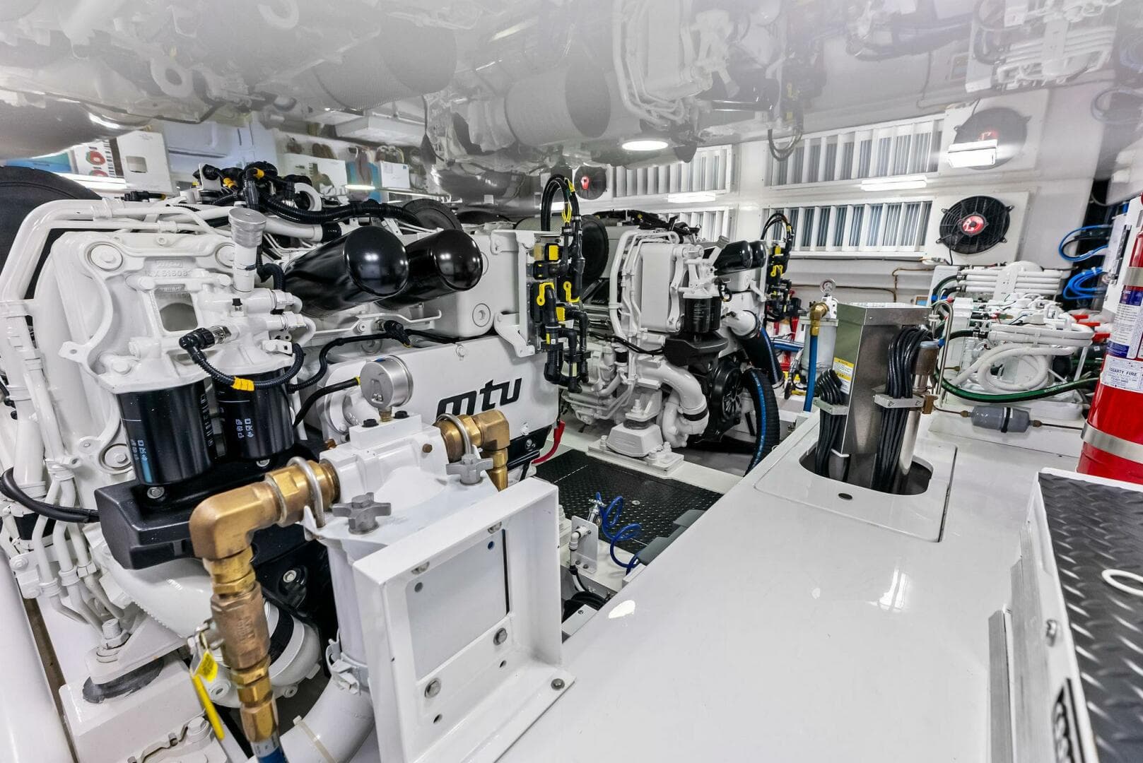 2023 Viking 64 Convertible — photo 79