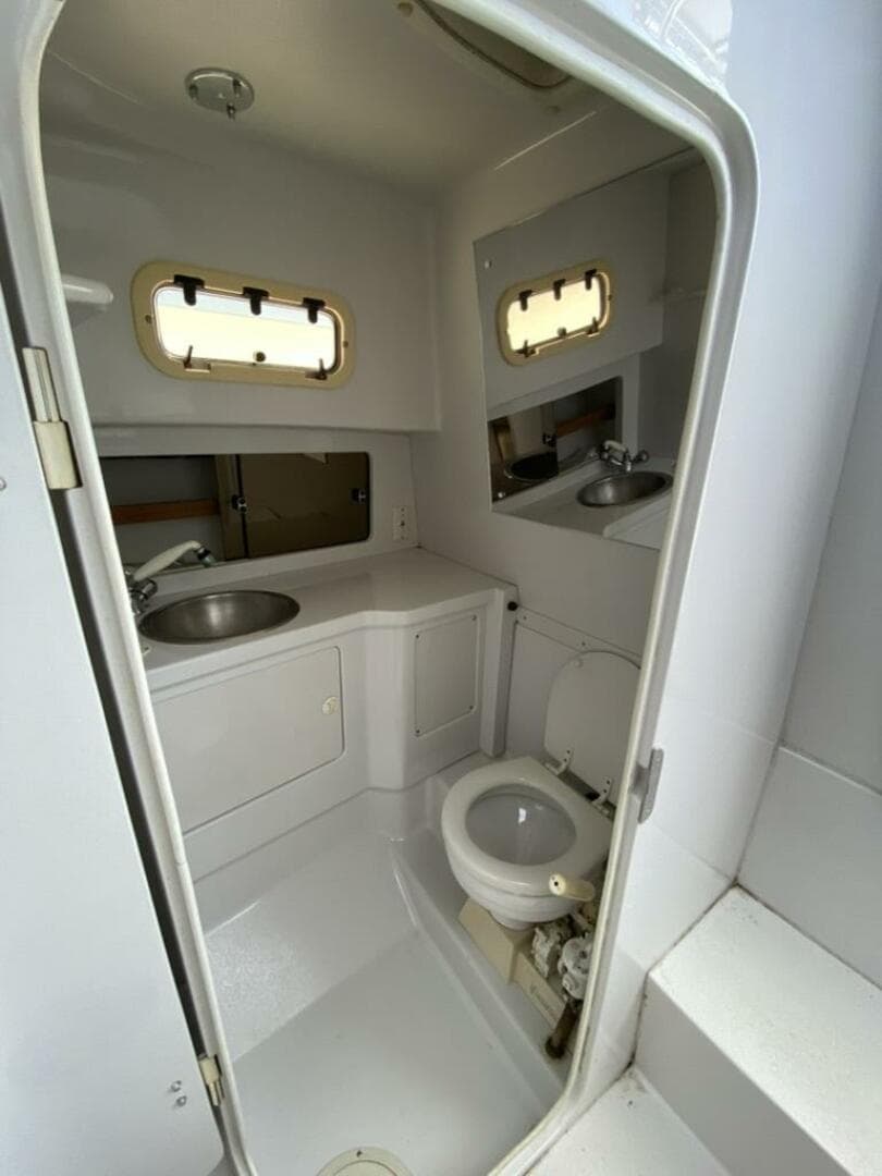 1997 Intrepid 339 WA — photo 24