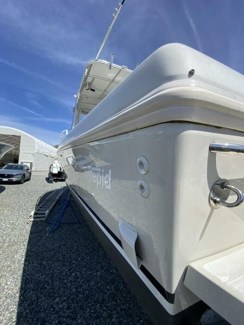 1997 Intrepid 339 WA — photo 9