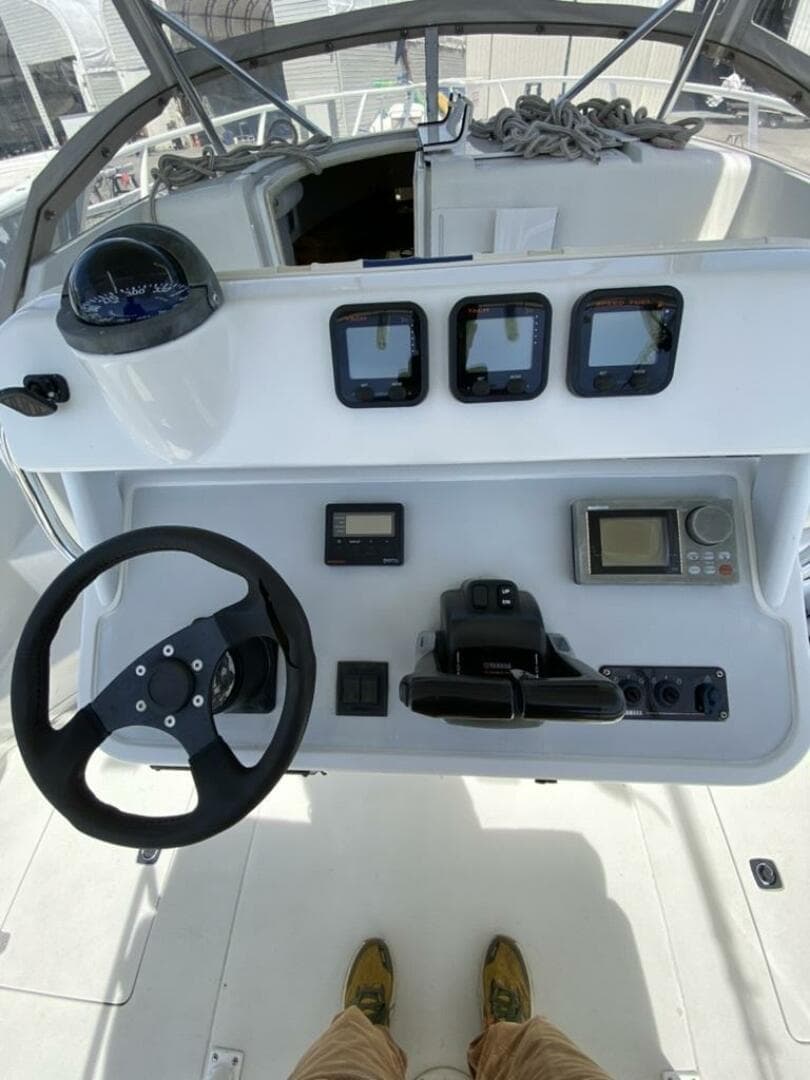 1997 Intrepid 339 WA — photo 32