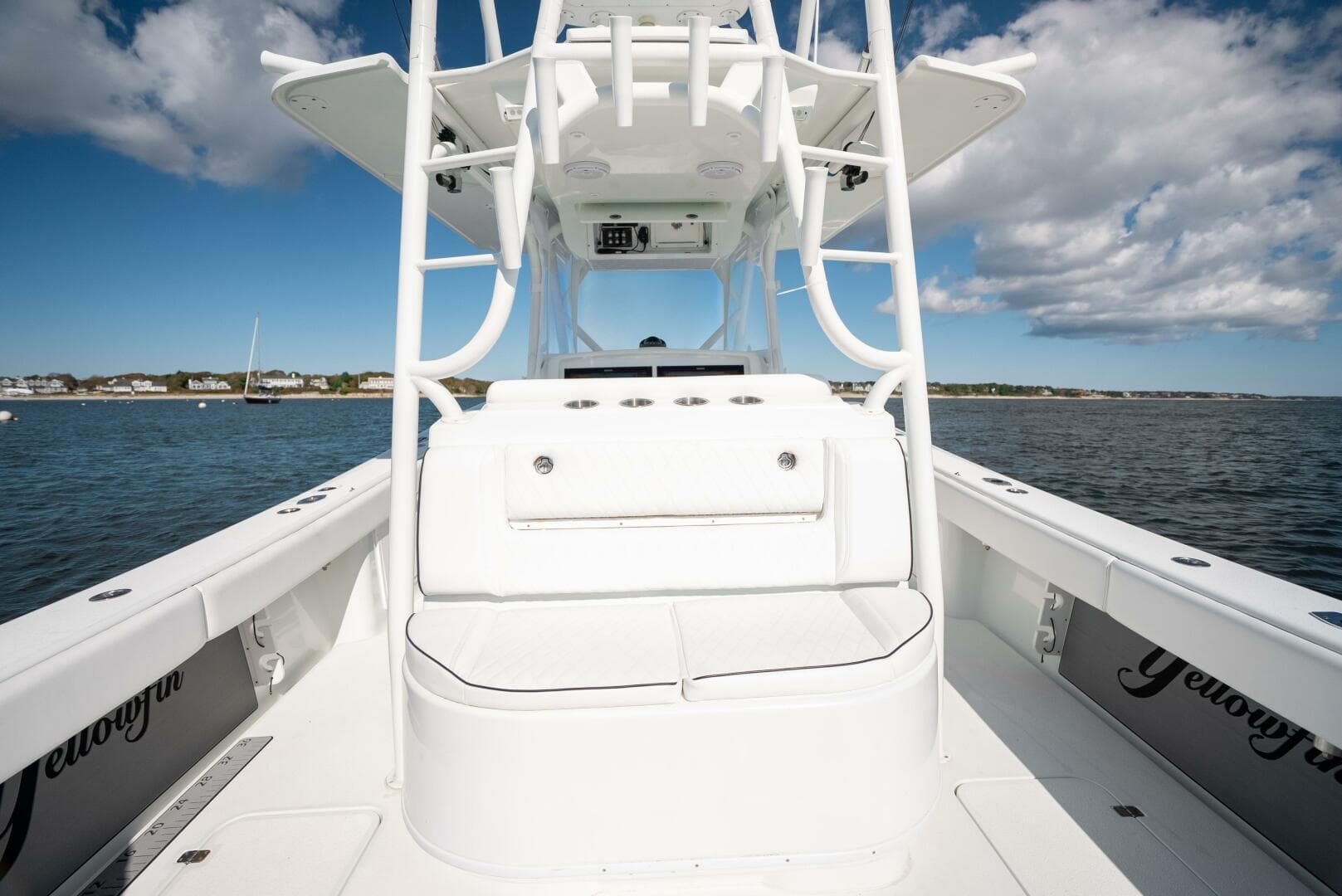 2014 Yellowfin 39 — photo 18