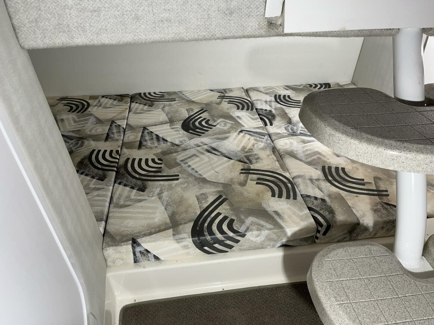 2001 Wellcraft 270 Coastal — photo 36