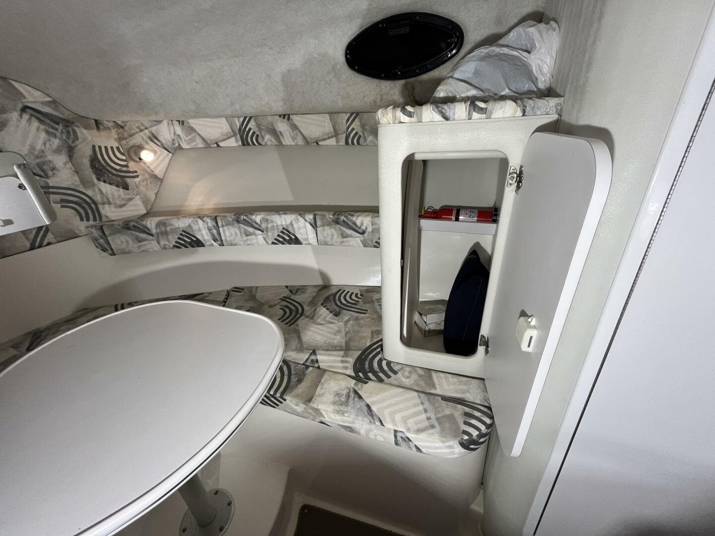 2001 Wellcraft 270 Coastal — photo 42