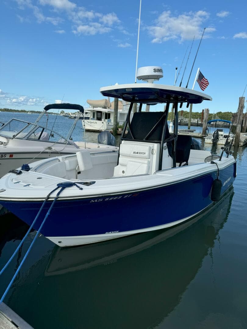 2020 Blackfin 212 CC — photo 45