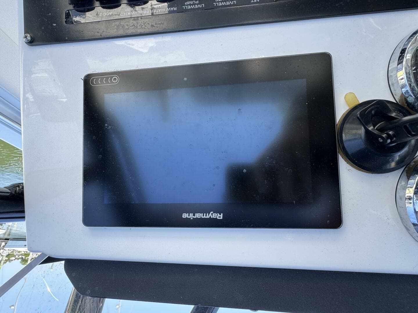 2020 Blackfin 212 CC — photo 20