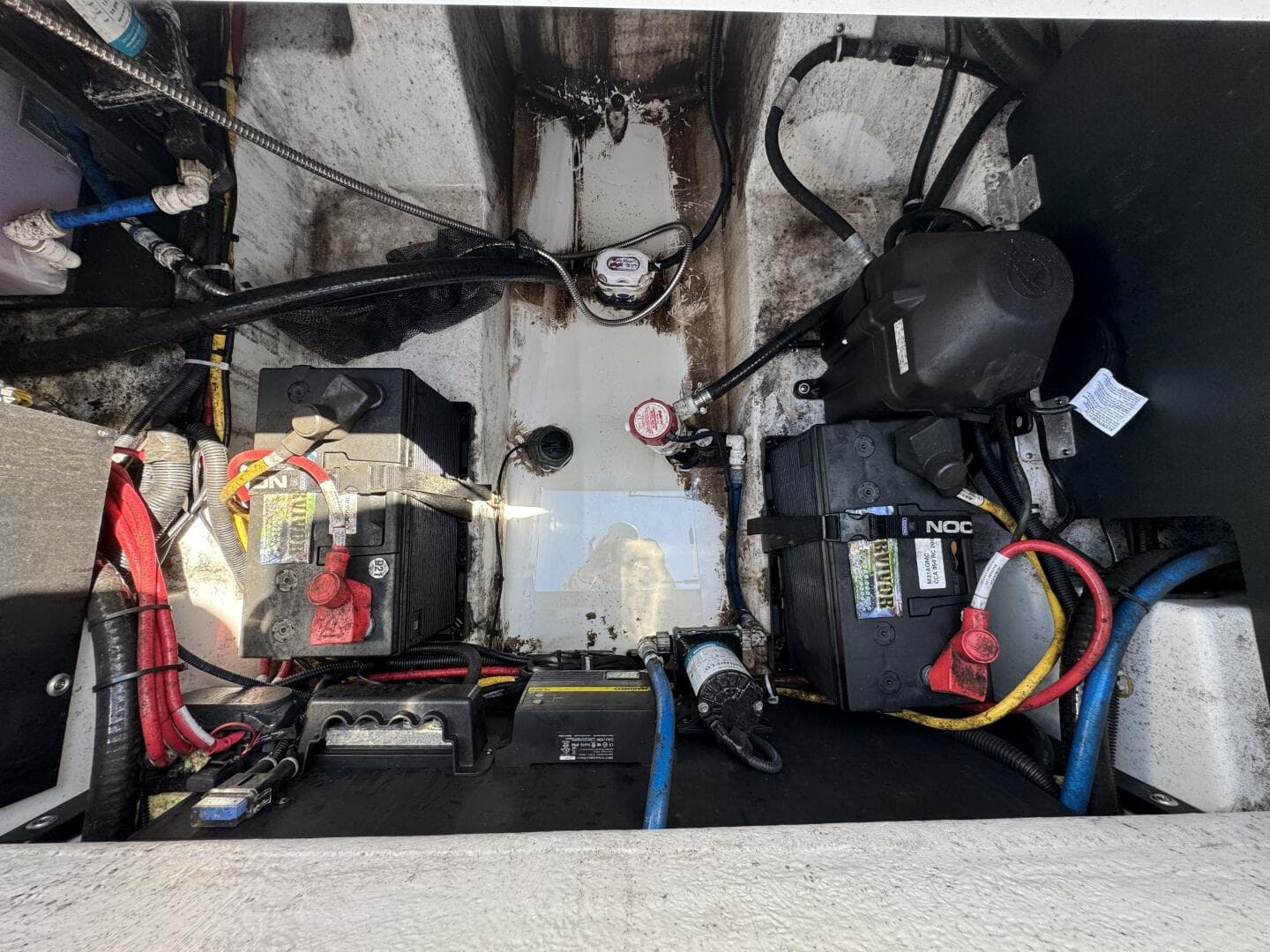 2020 Blackfin 212 CC — photo 10