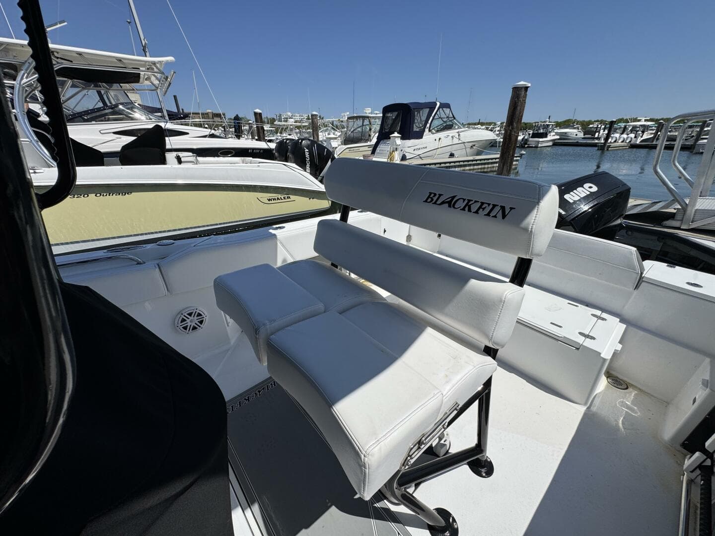 2020 Blackfin 212 CC — photo 14