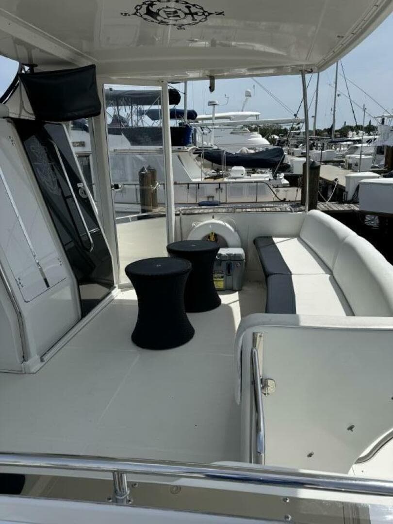 2005 Carver — photo 11