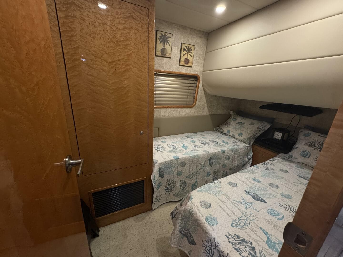 1993 Johnson 56 High Tech — photo 66