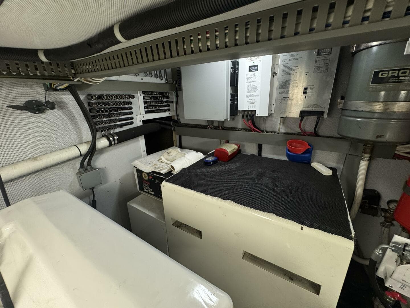 1993 Johnson 56 High Tech — photo 99