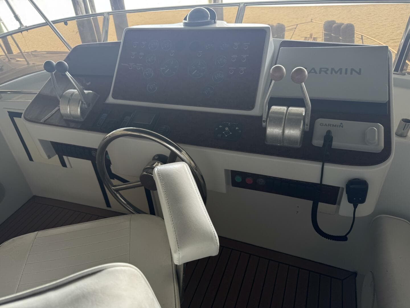 1993 Johnson 56 High Tech — photo 33