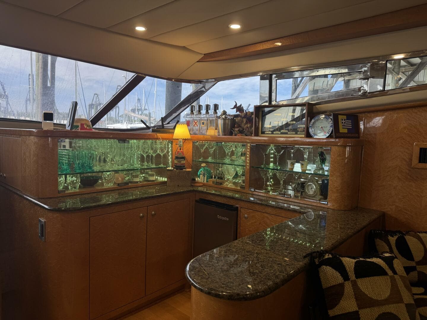 1993 Johnson 56 High Tech — photo 56