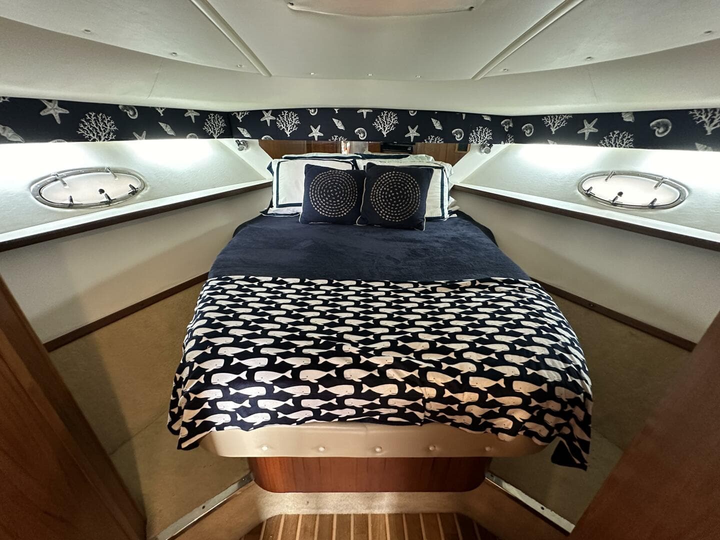 2001 Tiara Yachts 3800 Open — photo 25