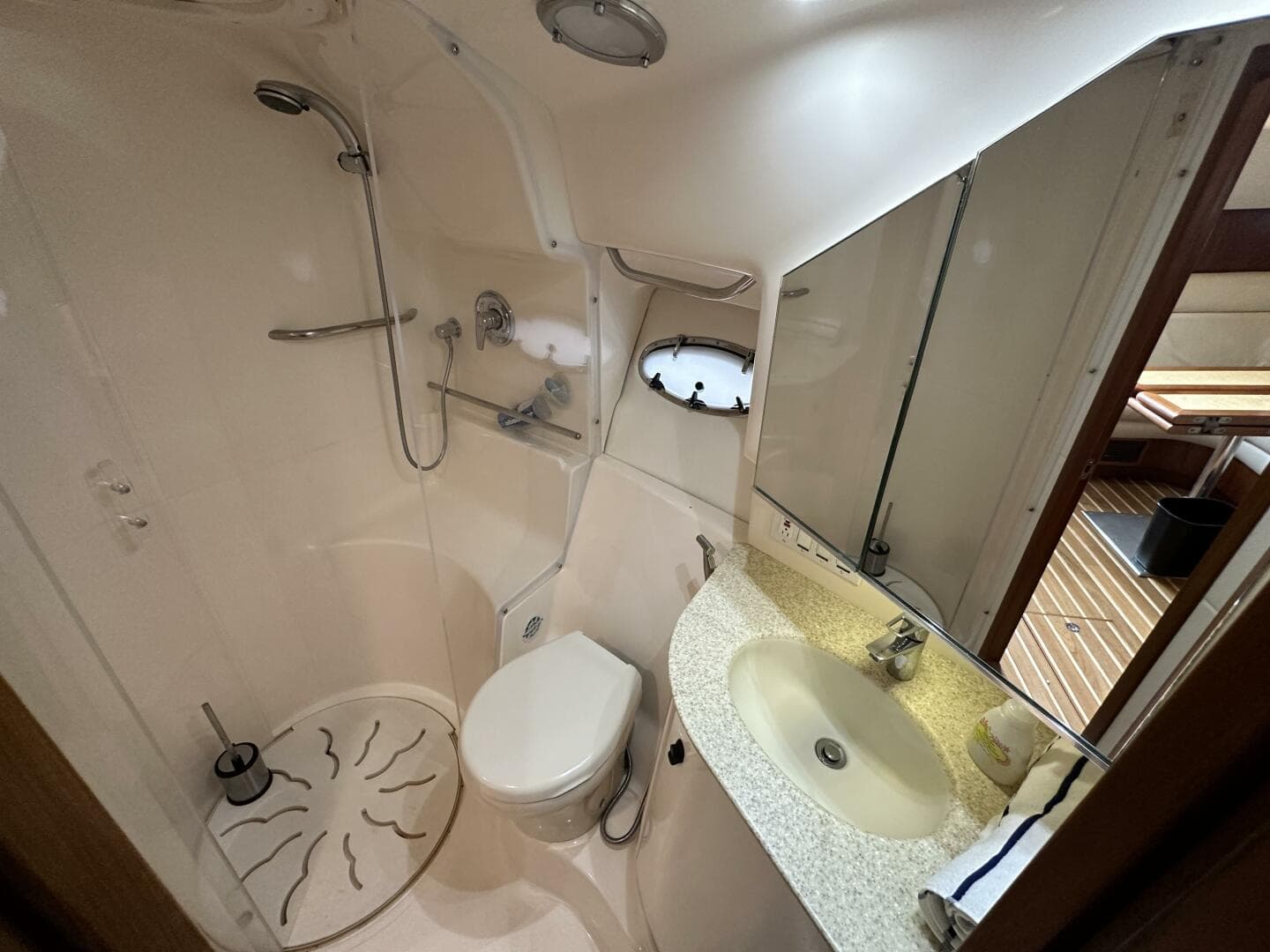 2001 Tiara Yachts 3800 Open — photo 24