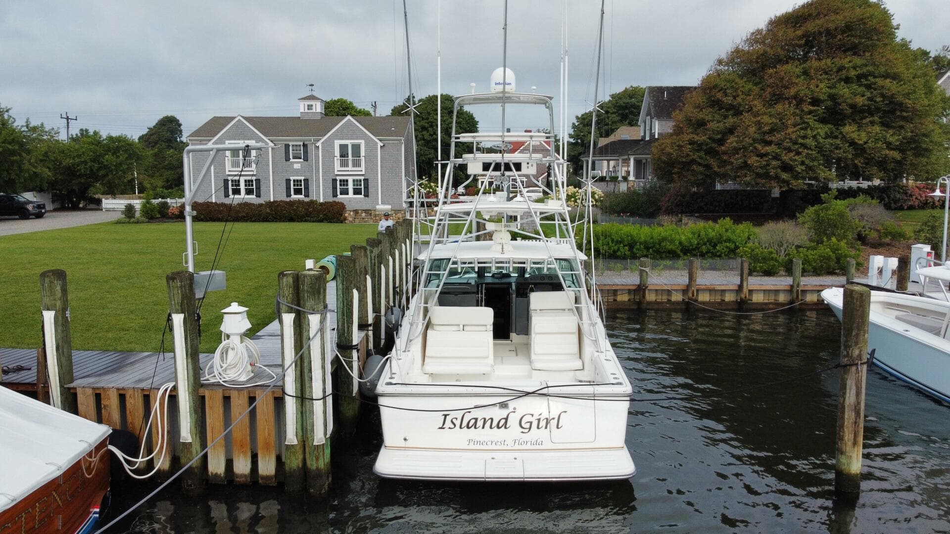 2001 Tiara Yachts 3800 Open — photo 5