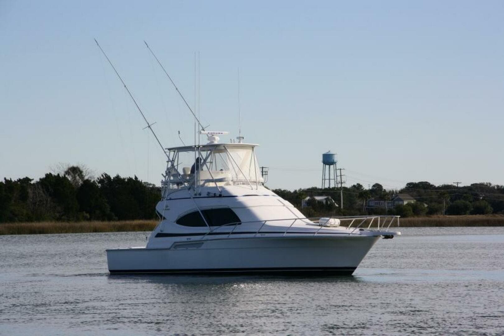 2003 Bertram 390 Convertible — photo 7