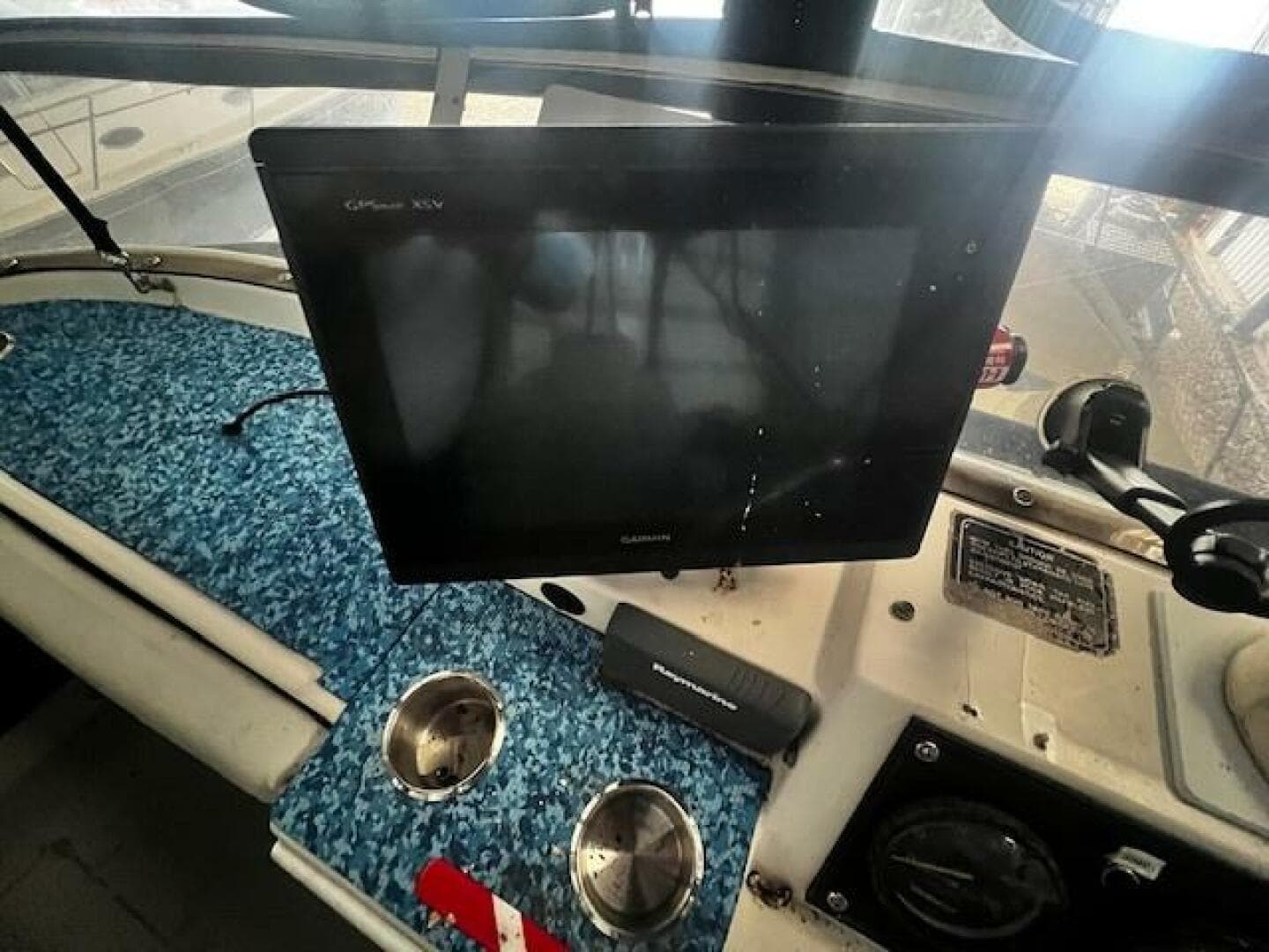 1985 Bayliner 3870 Motoryacht With Flybridge — photo 28