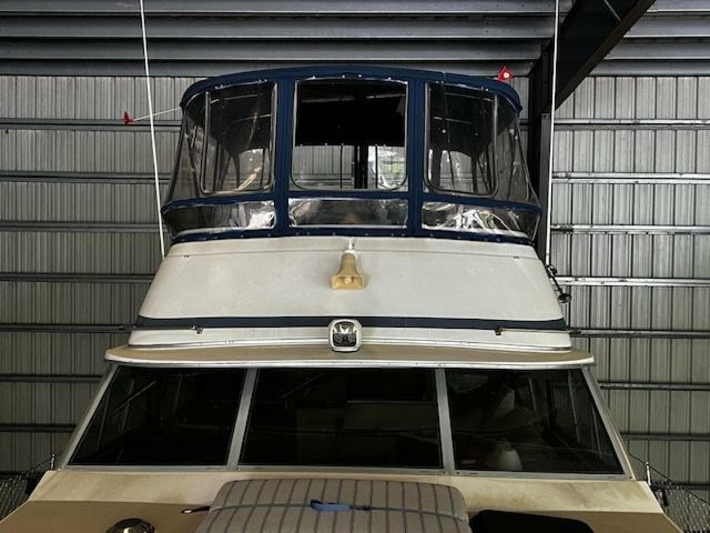 1985 Bayliner 3870 Motoryacht With Flybridge — photo 25