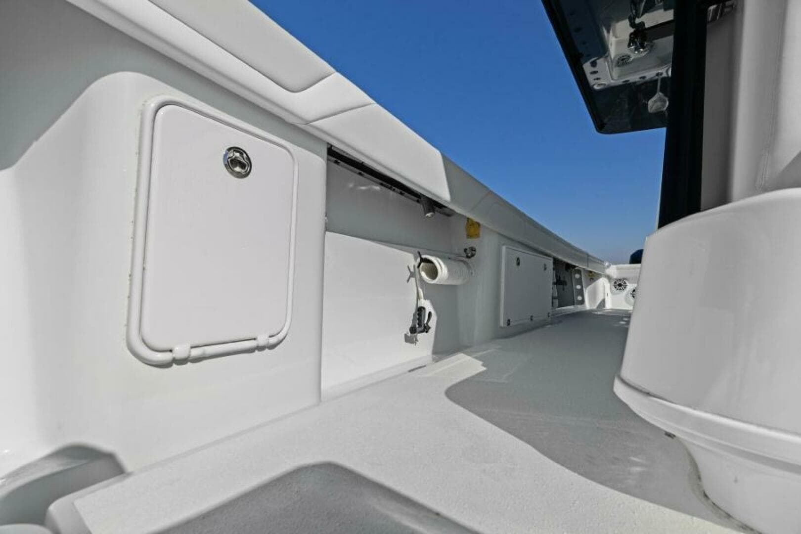 2021 Yellowfin 39 Center Console — photo 16