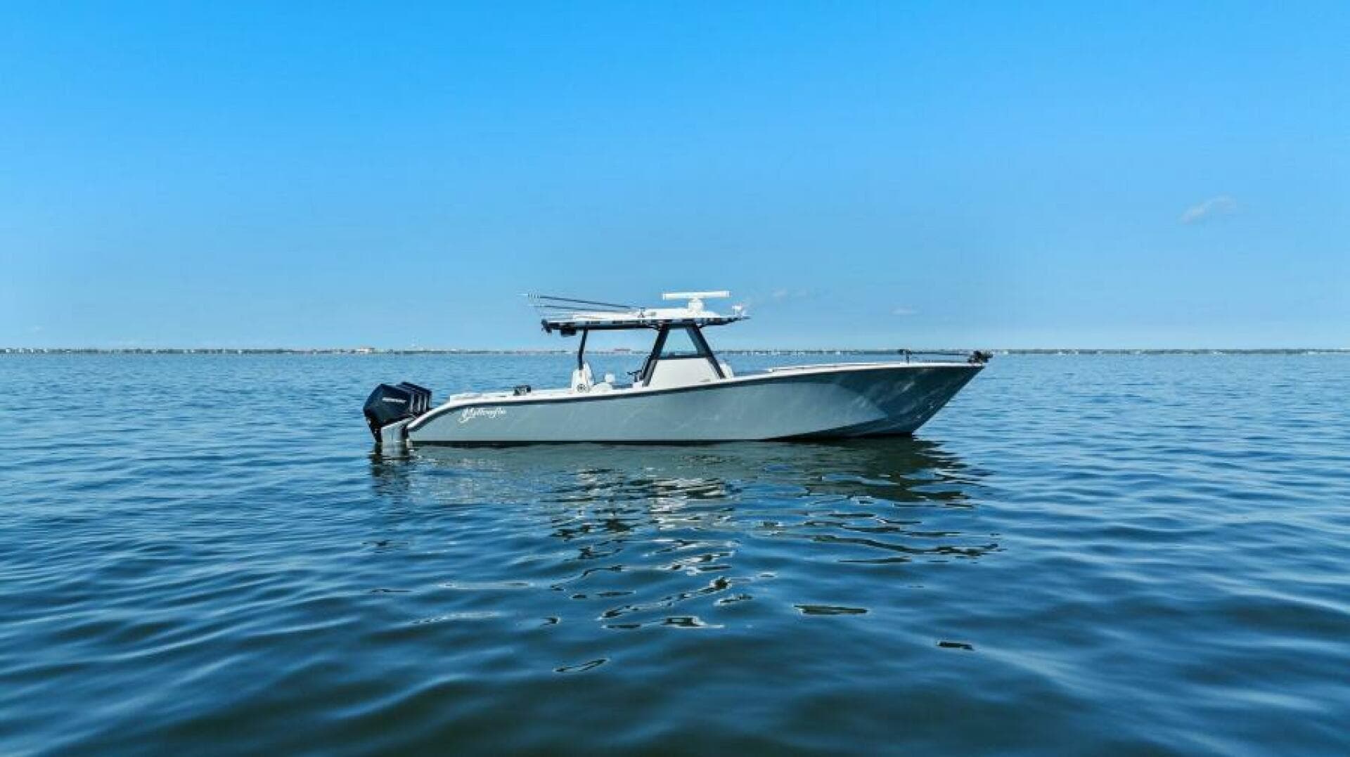 2021 Yellowfin 39 Center Console — photo 1