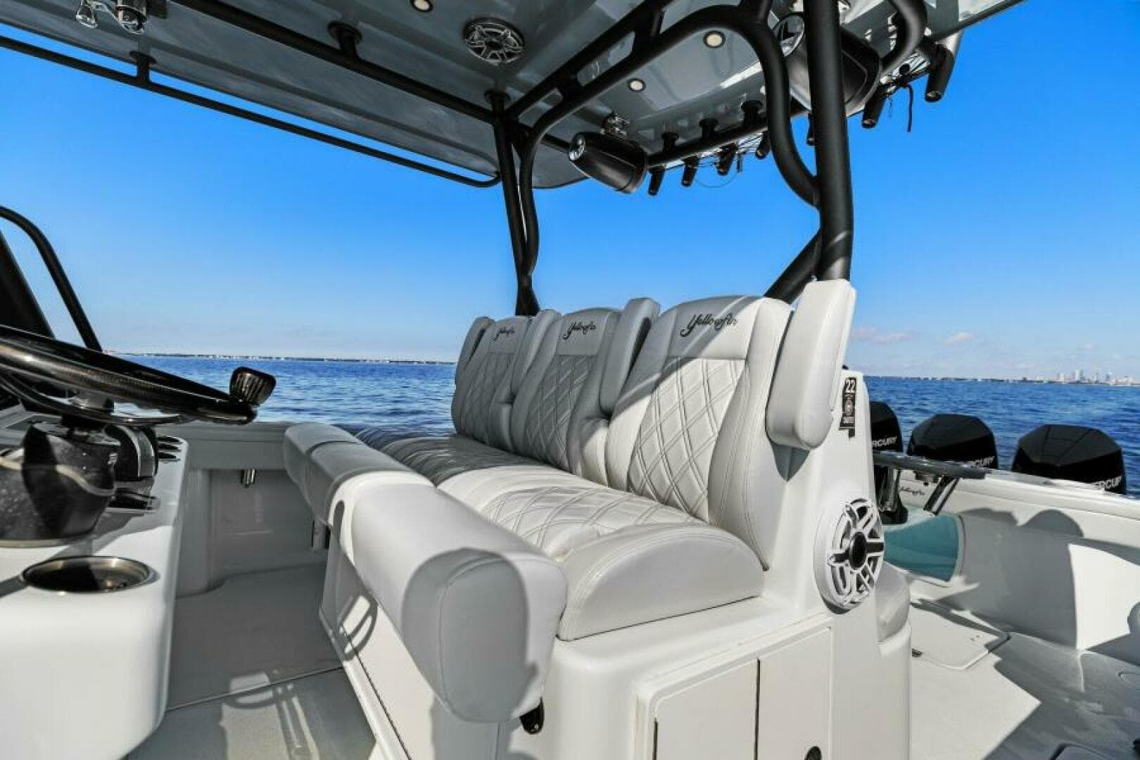 2021 Yellowfin 39 Center Console — photo 29