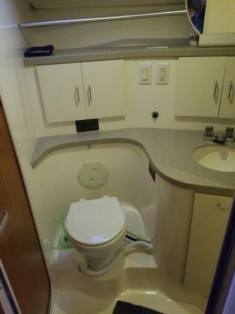 1993 Mainship 40 Sedan Bridge — photo 10