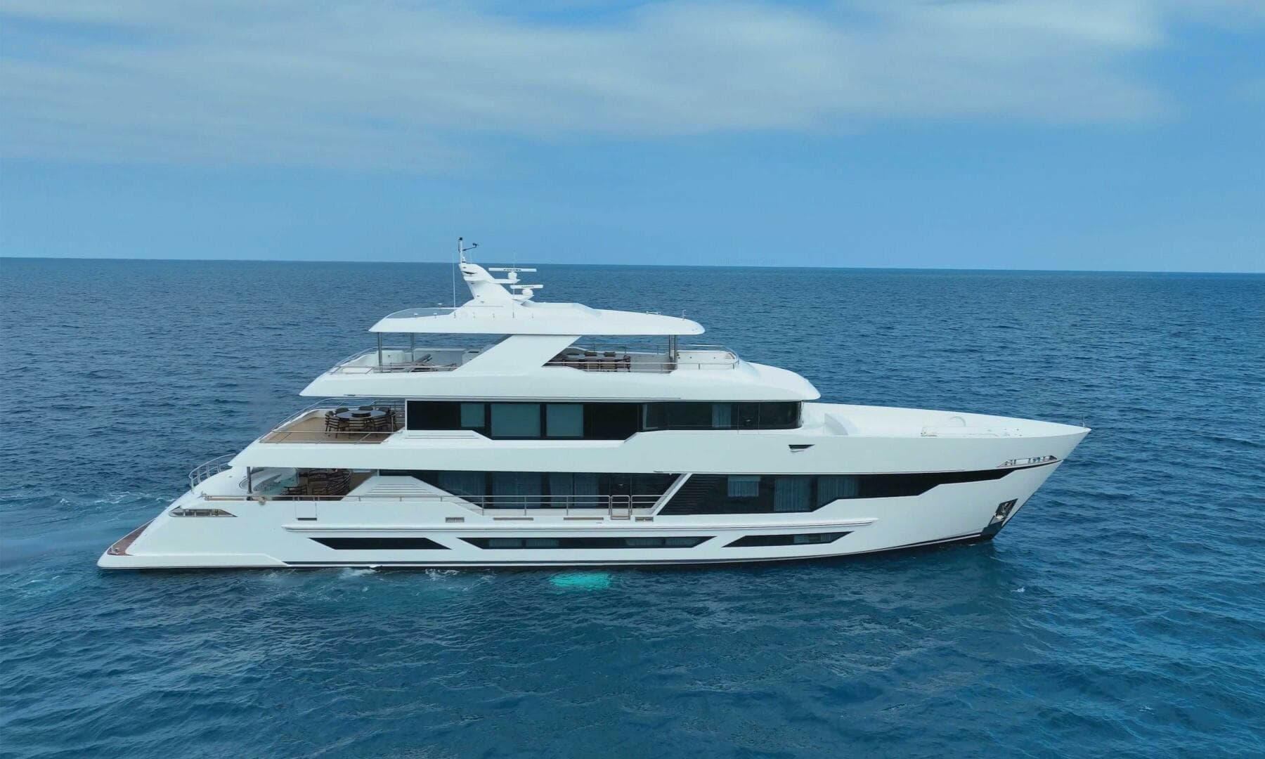 2026 Hargrave E Series Superyachts Division — photo 1