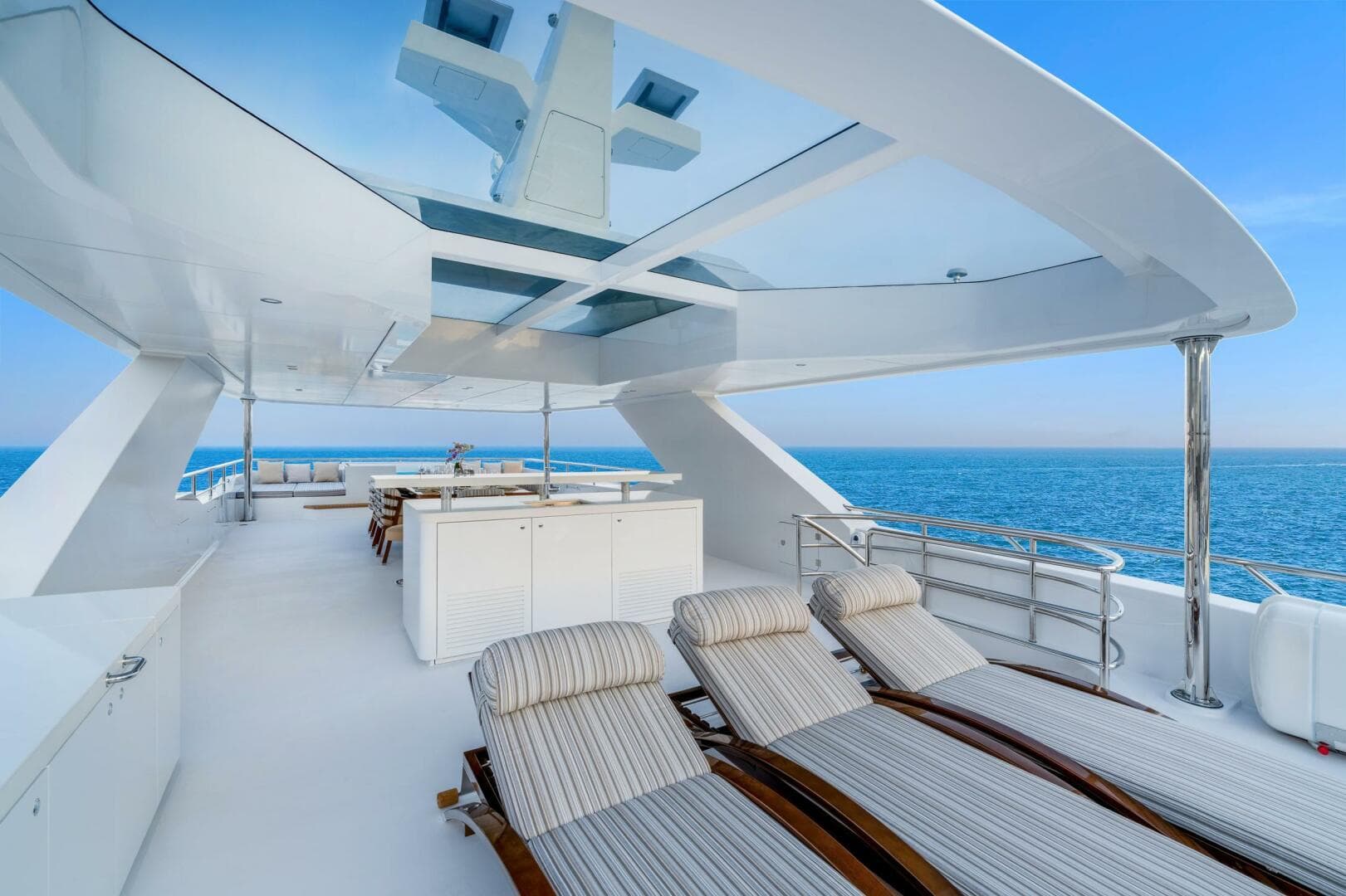 2026 Hargrave E Series Superyachts Division — photo 16