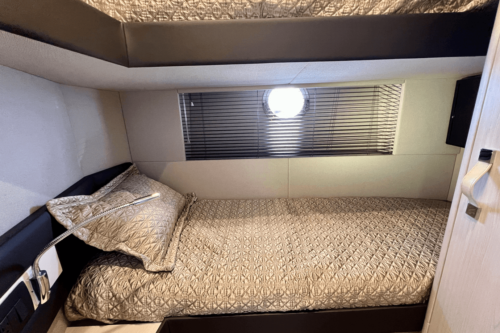 2019 Azimut 50 Flybridge — photo 75