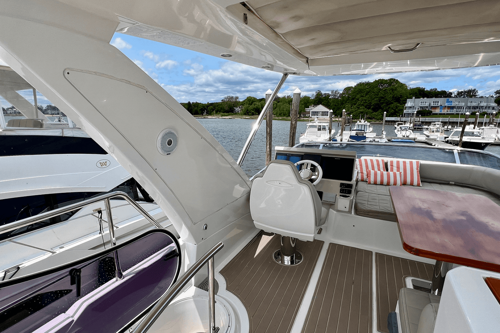 2019 Azimut 50 Flybridge — photo 39